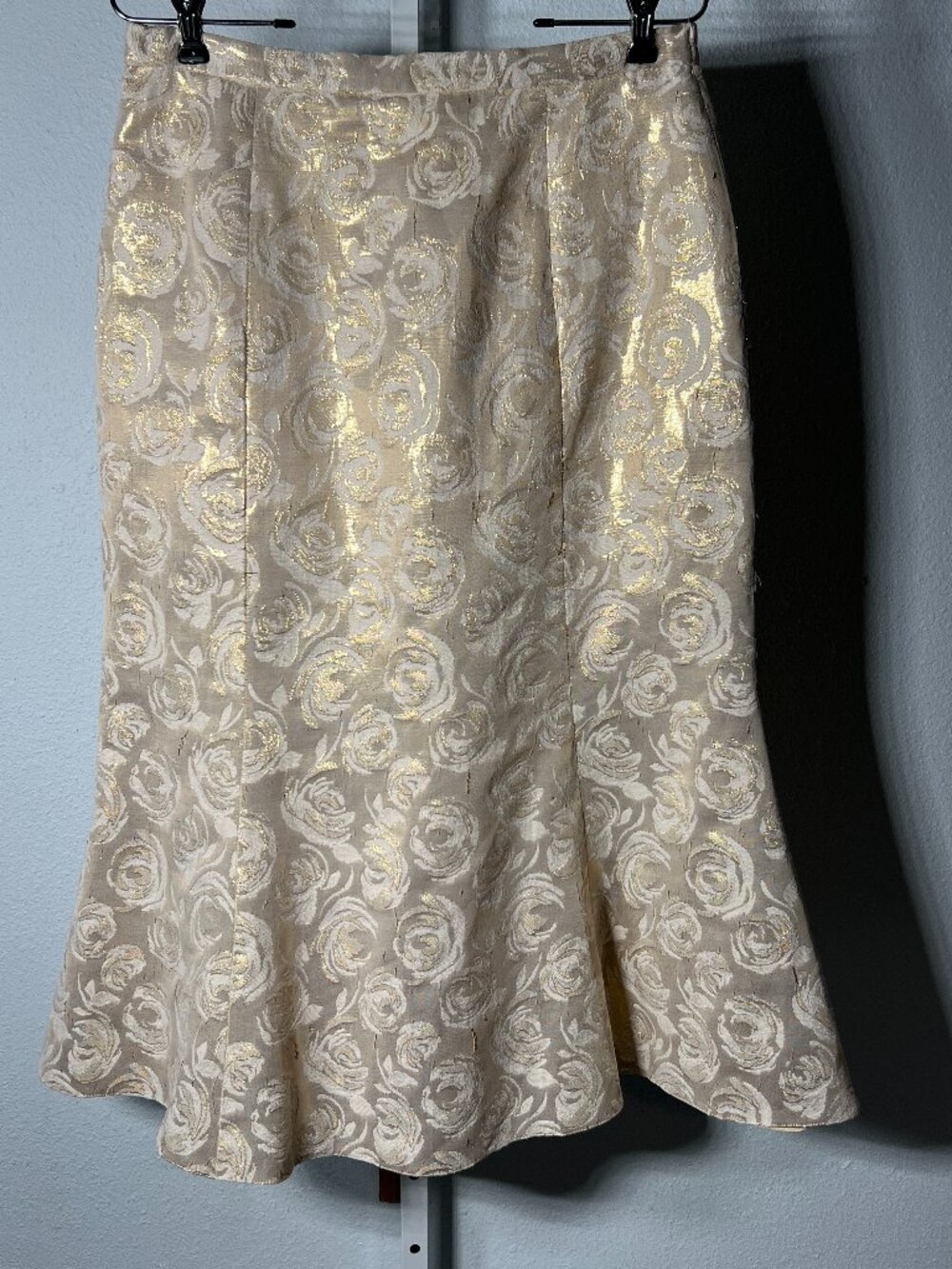 Louise Ricci Golden Lamé Brocade Flare Skirt w Rose Print SZ 12